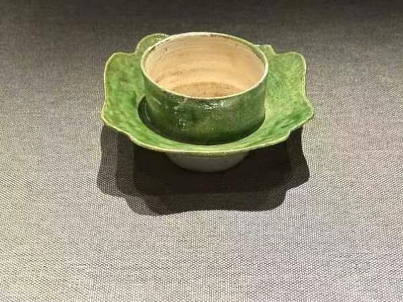 展品八